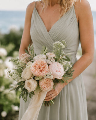 Coastal Garden Wedding Flowers: Soft Romance by the Sea