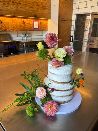 SmogShoppe Wedding Flowers in Los Angeles: A Colorful, Artful Wedding