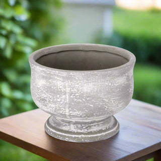 Dagen Terracotta Urn Planter