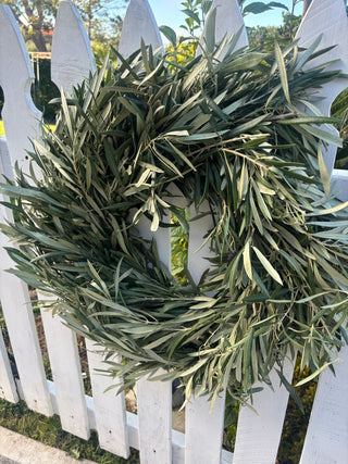 The Olive Leaf Wreath (24")