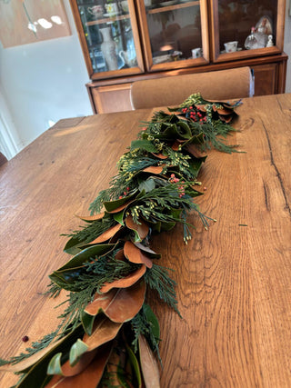 Magnolia, Cedar &amp; Berry Holiday Garland