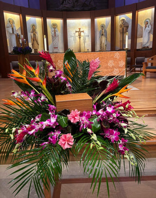 Tropical Hawaiian Urn Design