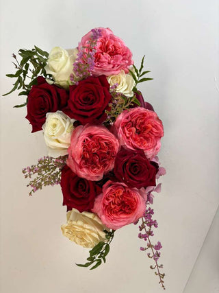 Valentine’s Low-Profile Rose & Hydrangea Romance