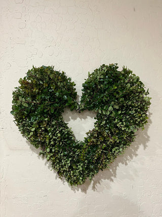 Farm-Direct Boxwood Heart Wreath